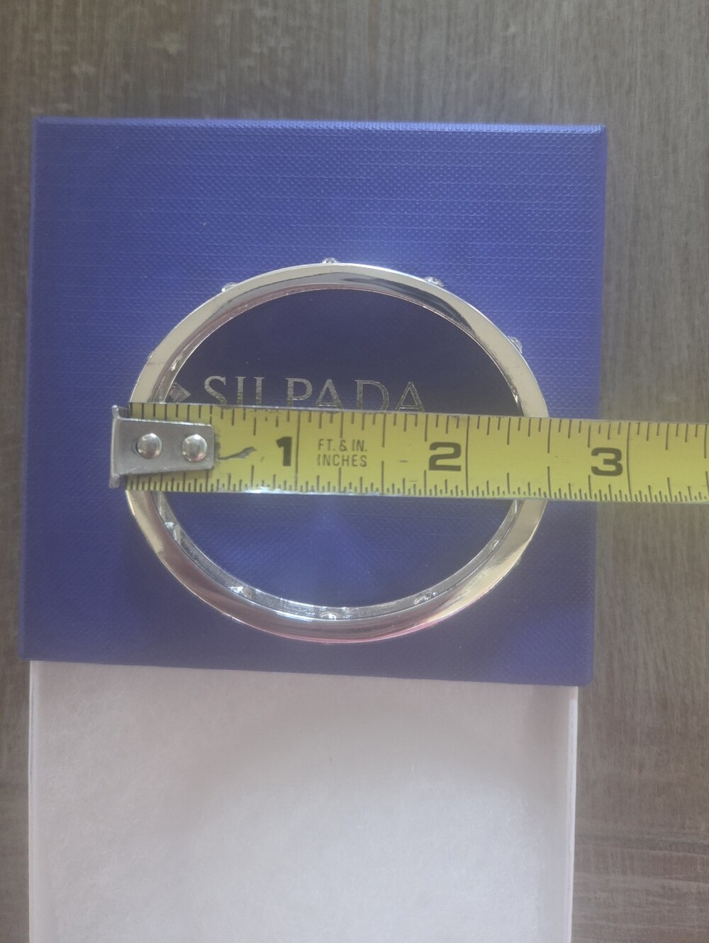 Silpada Silver Crystal Accent Bangle - Picture 5 of 6